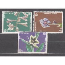 Nepal - Correo Yvert 313/5 ** Mnh  Flores