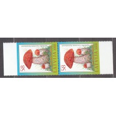 Letonia - Correo 2008 Yvert 714a pareja ** Mnh  Setas