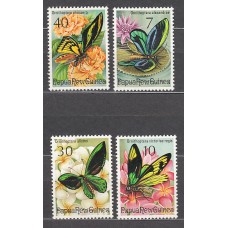 Papua y Nueva Guinea - Correo Yvert 287/90 ** Mnh  Fauna mariposas