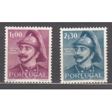 Portugal - Correo 1953 Yvert 791/2 (*) Mng  Guilherme Gomes