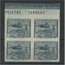 España II República 1938 Edifil 769s ** Mnh Bloque de cuatro  pequeña doblez que no afecta al sello