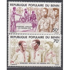 Benin - Correo Yvert 370/1 * Mh  Boy Scouts