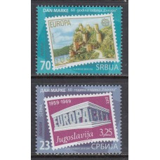 Serbia - Correo Yvert 679/80 ** Mnh Dia del Sello