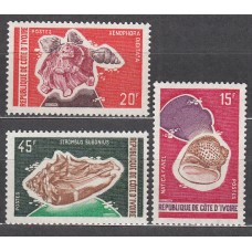 Costa de Marfil Correo Yvert 337/39 ** Mnh Conchas