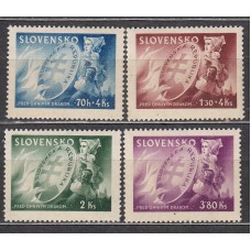 Eslovaquia - Correo 1945 Yvert 118/21 * Mh