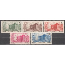 Indochina - Correo Yvert 209/13 ** Mnh 150 Aniversario de la Revolución