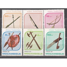 Mozambique Correo Yvert 972/77 ** Mnh Armas Tradicionales