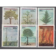 Mozambique Correo Yvert 1174/79 ** Mnh Flora