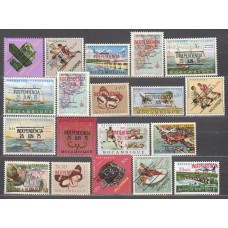 Mozambique Correo Yvert 575/89+Aereo 36/39 ** Mnh