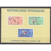 Togo - Hojas Yvert 22 * Mh Deportes - Fútbol