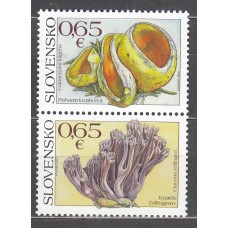 Eslovaquia Correo 2017 Yvert 723/24 ** Mnh Flora - Setas