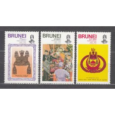 Brunei - Correo Yvert 239/41 ** Mnh  Coronación del sultán