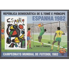 Santo Tomas y Principe - Hojas Yvert 32 ** Mnh  Deportes fútbol