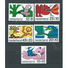 Holanda - Correo 1968 Yvert 877/81 ** Mnh Cuentos