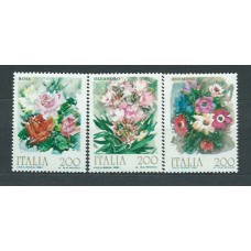 Italia - Correo 1981 Yvert 1477/9 ** Mnh Flores