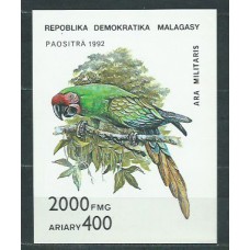Madagascar - Hojas Yvert 82 ** Mnh  Fauna aves