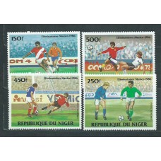 Niger - Aereo Yvert 329/32 ** Mnh  Deportes fútbol