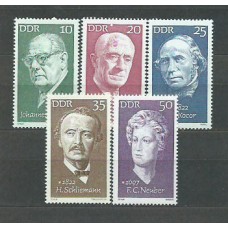 Alemania Oriental Correo 1972 Yvert 1421/5 ** Mnh Personajes