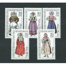 Alemania Oriental Correo 1977 Yvert 1886/90 ** Mnh Trajes Regionales