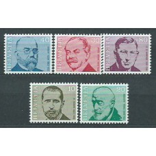 Suiza - Correo 1971 Yvert 886/90 ** Mnh Personalidades médicos